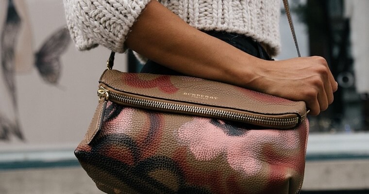Модні сумочки з листоношею — аксесуар, ідеальний для багатьох випадків