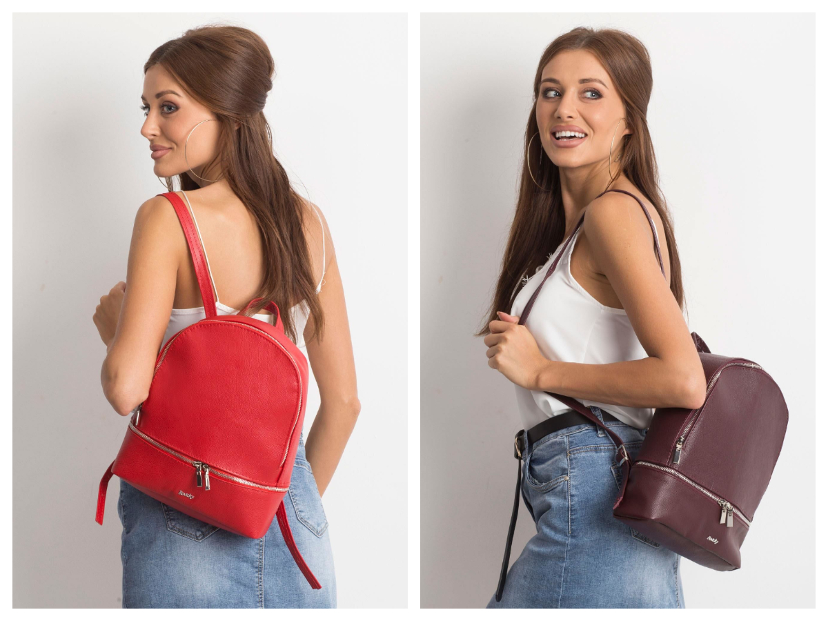 Жіночий рюкзак з еко-шкіри червоного та бордового кольору середнього розміру
